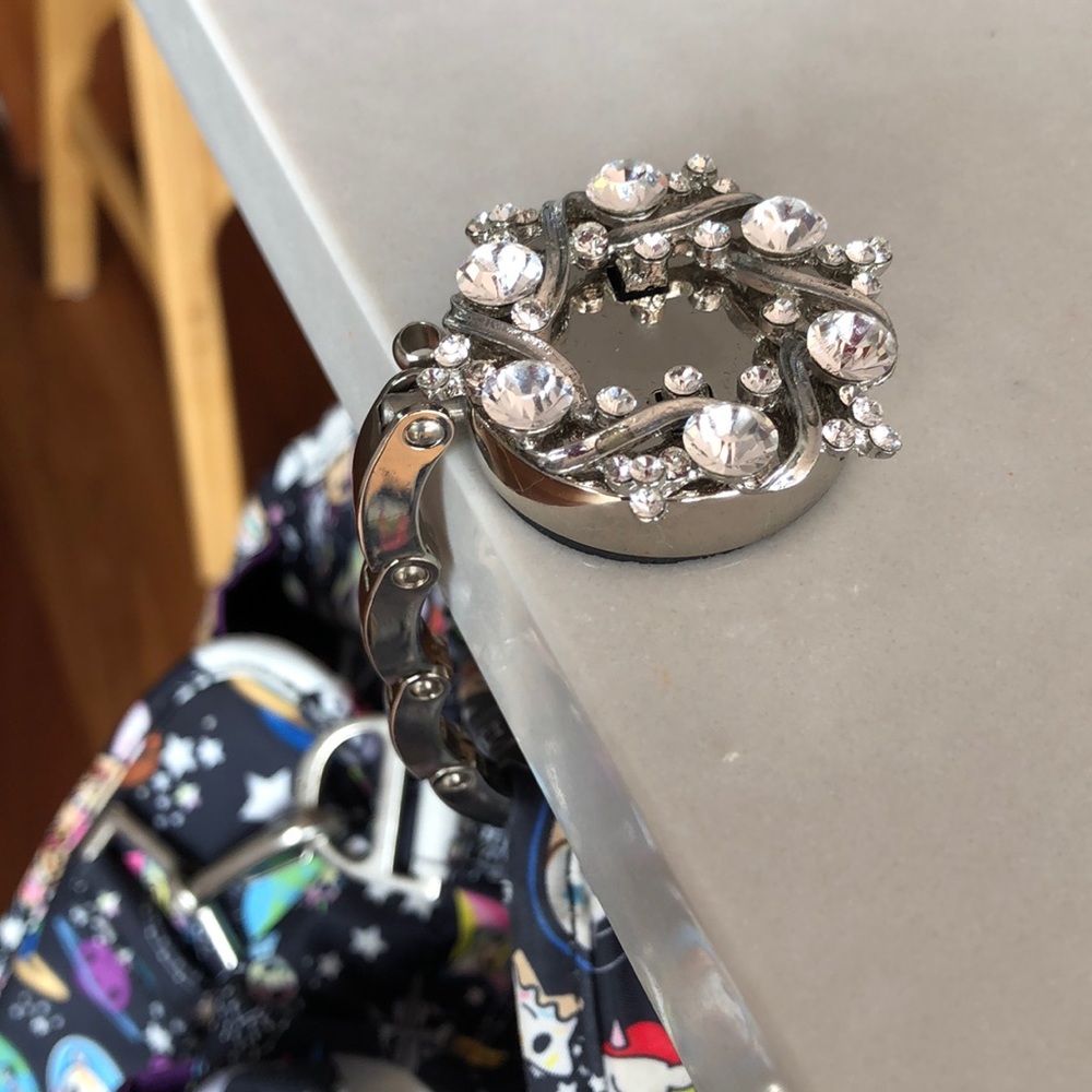 Bling Foldable Table Bag Hanger with own bag case